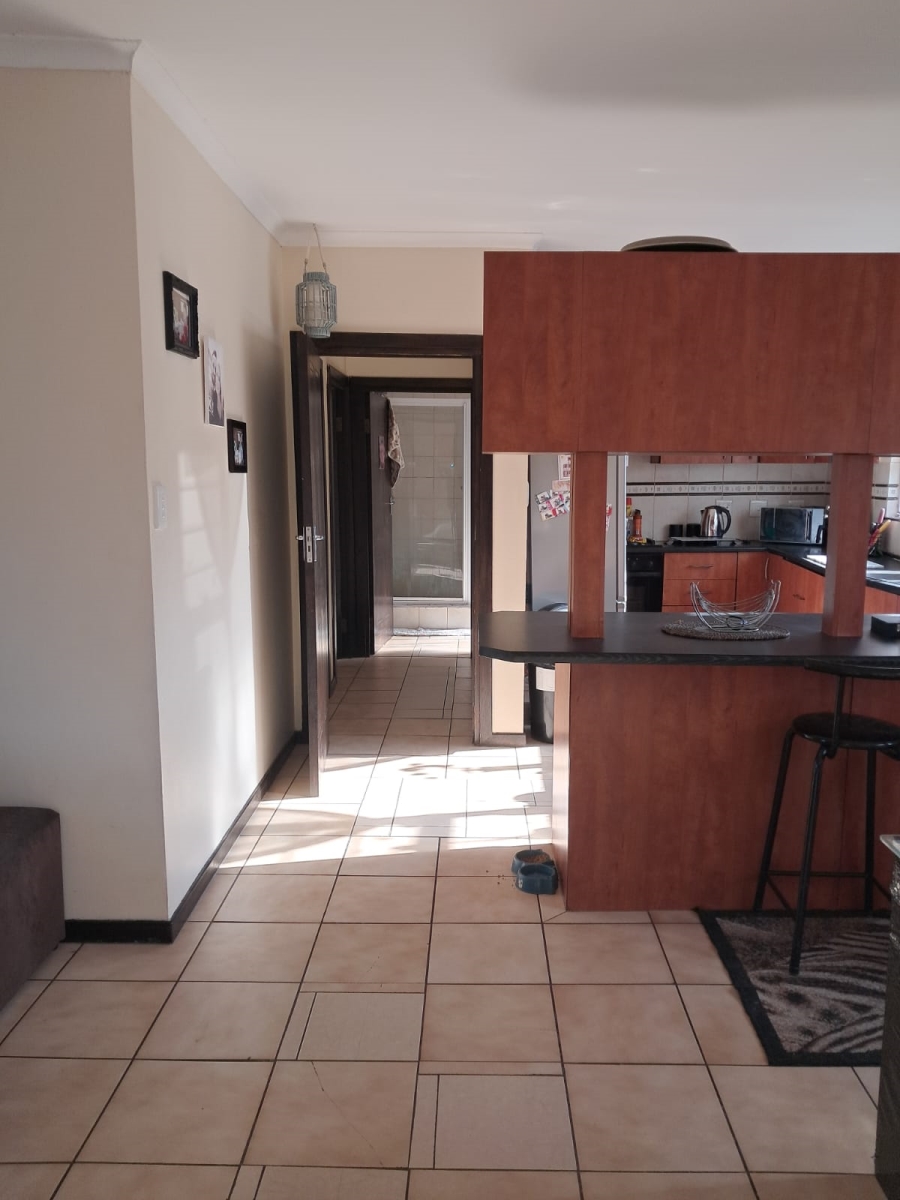 To Let 2 Bedroom Property for Rent in Escombe KwaZulu-Natal