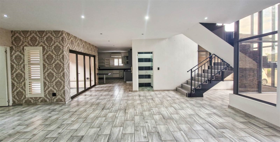 To Let 4 Bedroom Property for Rent in Izinga KwaZulu-Natal