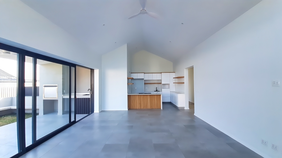 4 Bedroom Property for Sale in Elaleni Coastal Forest Estate KwaZulu-Natal