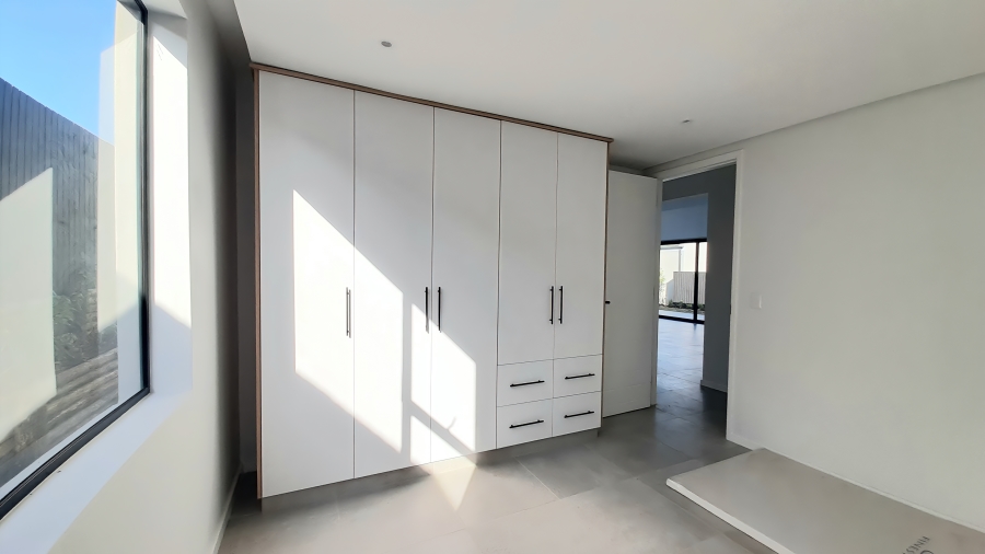 4 Bedroom Property for Sale in Elaleni Coastal Forest Estate KwaZulu-Natal