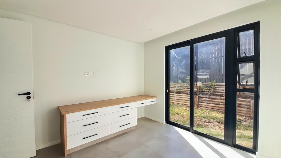 4 Bedroom Property for Sale in Elaleni Coastal Forest Estate KwaZulu-Natal