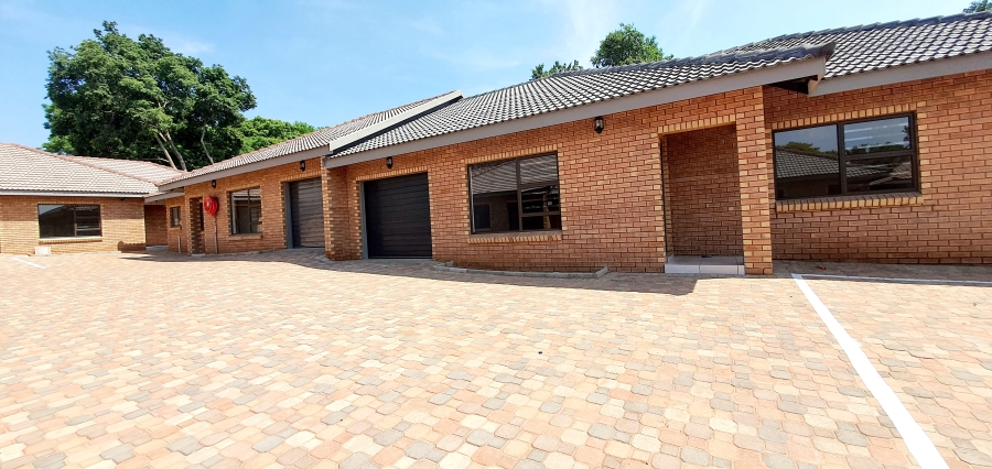 To Let 3 Bedroom Property for Rent in Bulwer KwaZulu-Natal