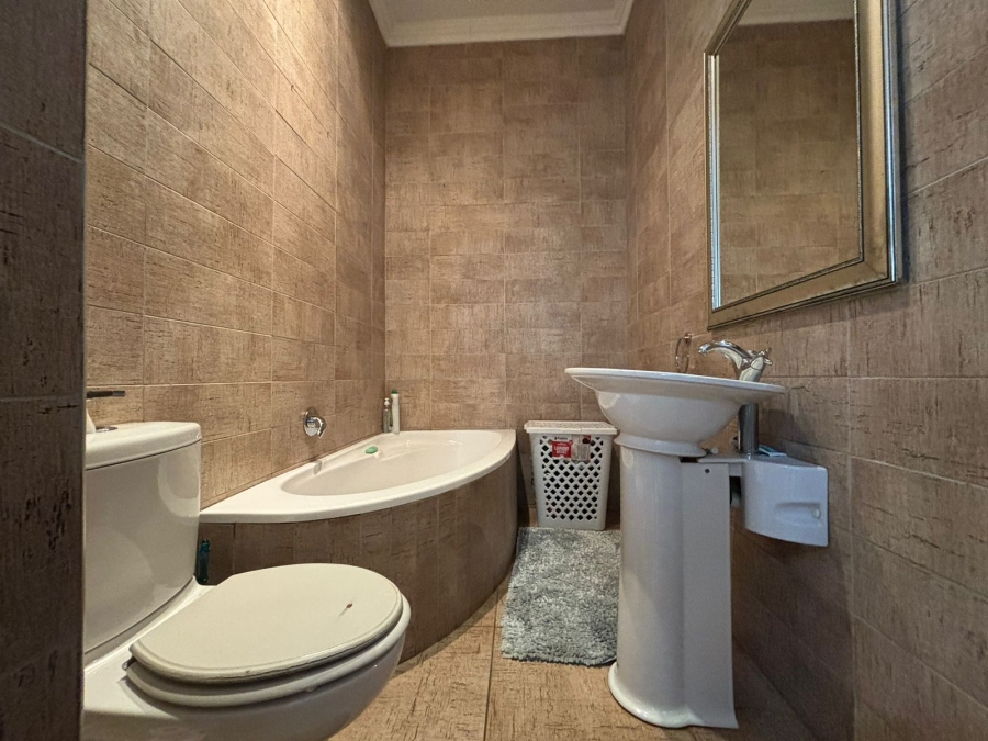 To Let 2 Bedroom Property for Rent in Glenwood KwaZulu-Natal