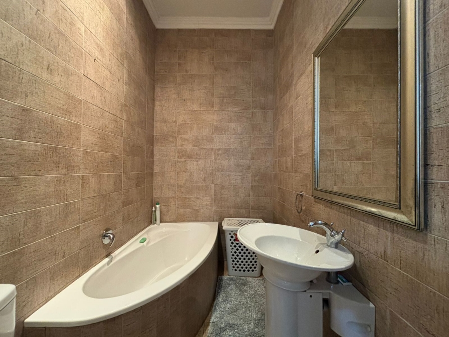 To Let 2 Bedroom Property for Rent in Glenwood KwaZulu-Natal