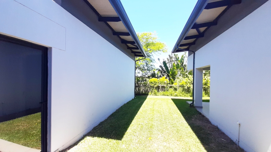 3 Bedroom Property for Sale in Palm Lakes Estate KwaZulu-Natal