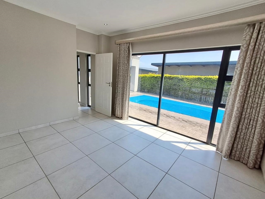 3 Bedroom Property for Sale in Palm Lakes Estate KwaZulu-Natal