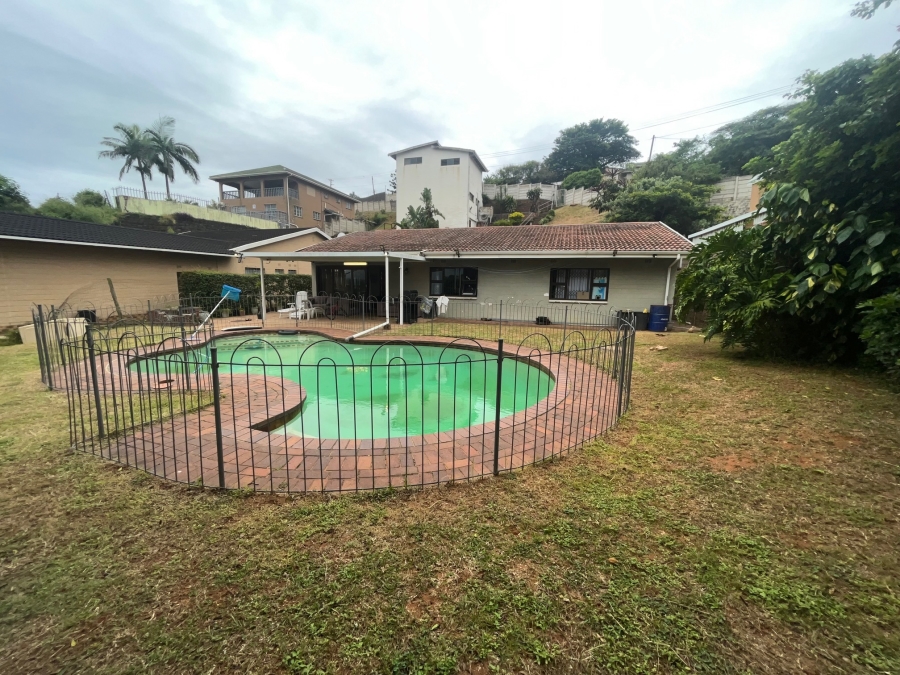 3 Bedroom Property for Sale in Brighton Beach KwaZulu-Natal