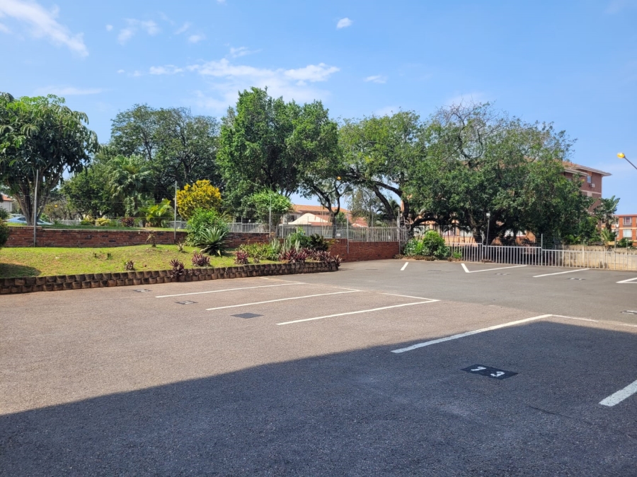 To Let 2 Bedroom Property for Rent in Morningside KwaZulu-Natal