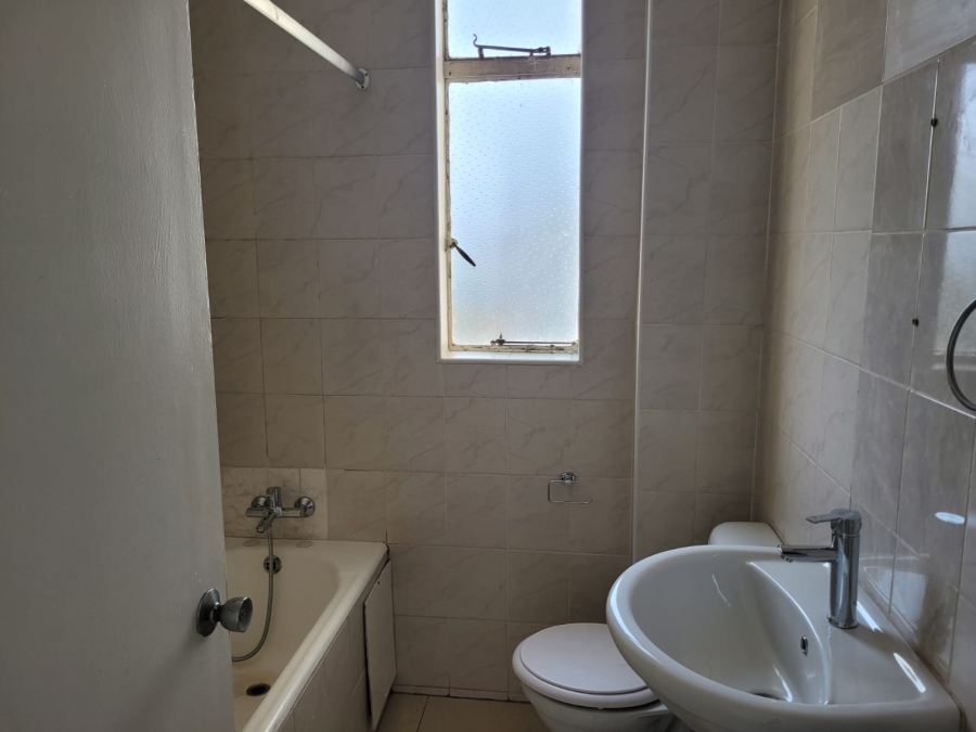 To Let 2 Bedroom Property for Rent in Morningside KwaZulu-Natal
