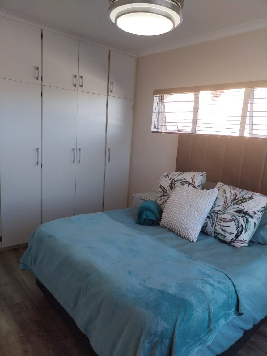 To Let 1 Bedroom Property for Rent in Bellevue KwaZulu-Natal
