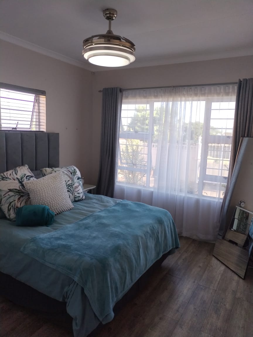 To Let 1 Bedroom Property for Rent in Bellevue KwaZulu-Natal