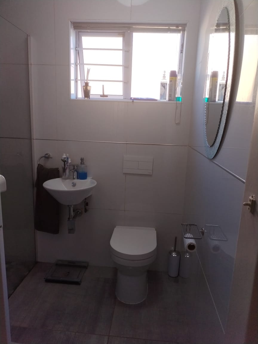 To Let 1 Bedroom Property for Rent in Bellevue KwaZulu-Natal