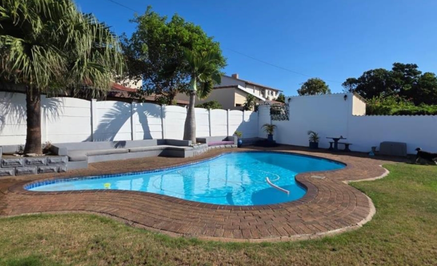4 Bedroom Property for Sale in Ocean View KwaZulu-Natal