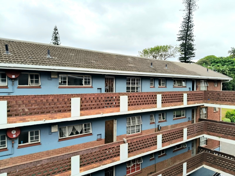 To Let 2 Bedroom Property for Rent in Montclair KwaZulu-Natal