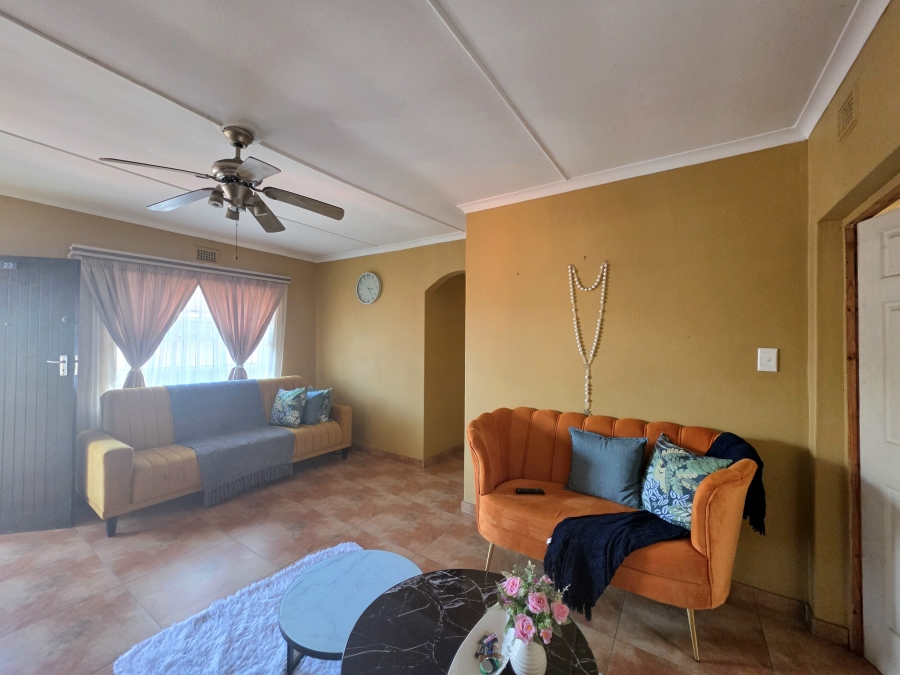 To Let 2 Bedroom Property for Rent in Montclair KwaZulu-Natal