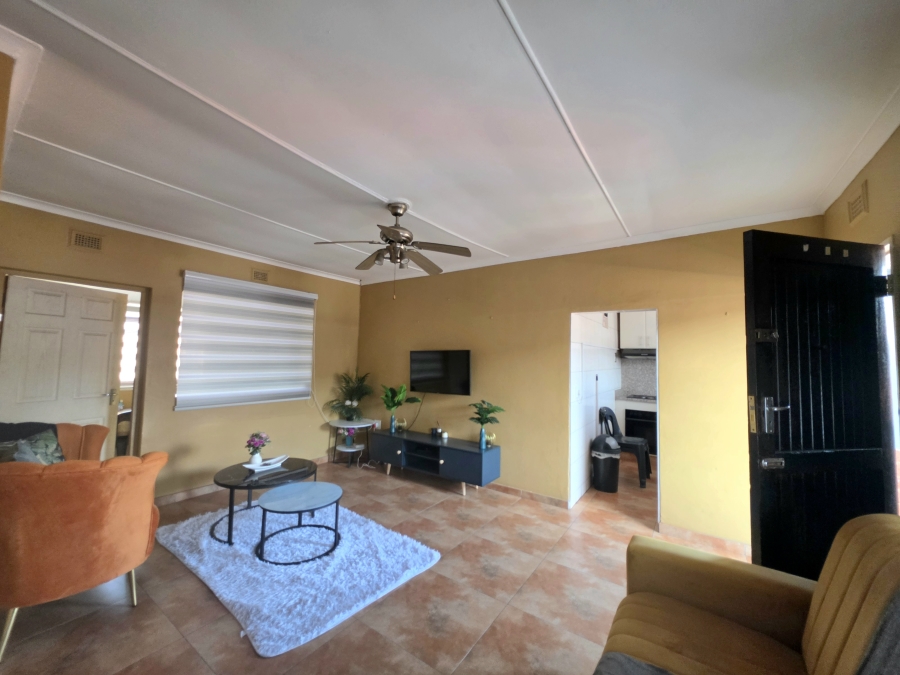 To Let 2 Bedroom Property for Rent in Montclair KwaZulu-Natal