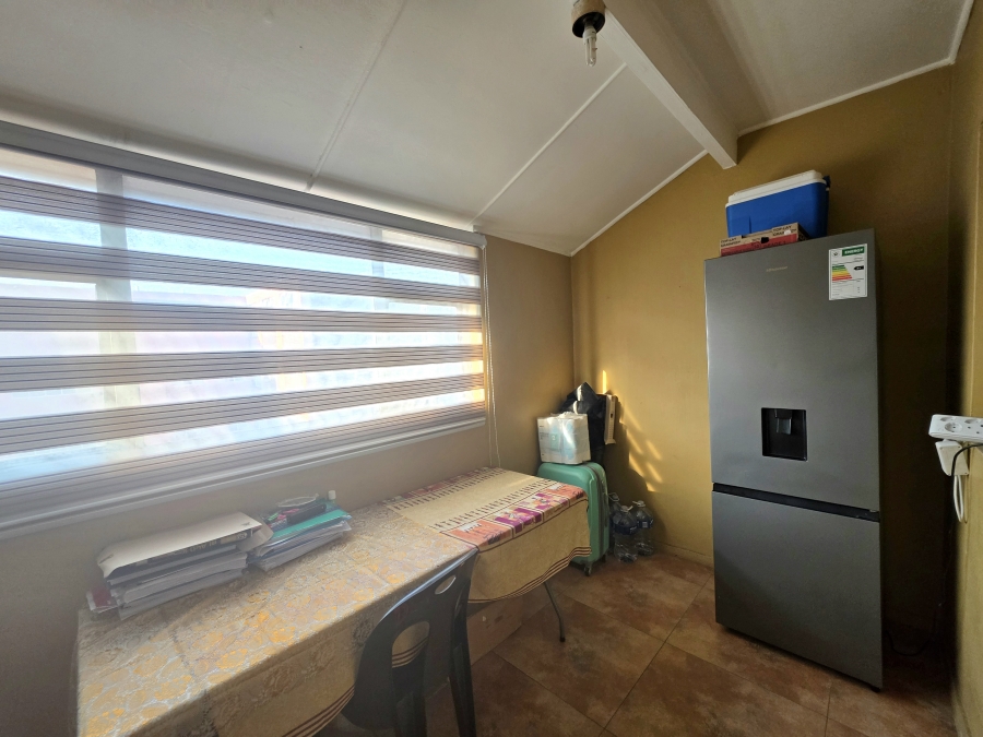 To Let 2 Bedroom Property for Rent in Montclair KwaZulu-Natal