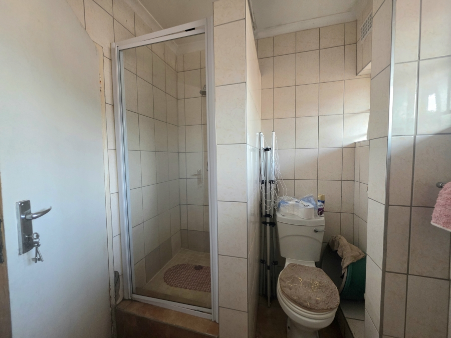 To Let 2 Bedroom Property for Rent in Montclair KwaZulu-Natal