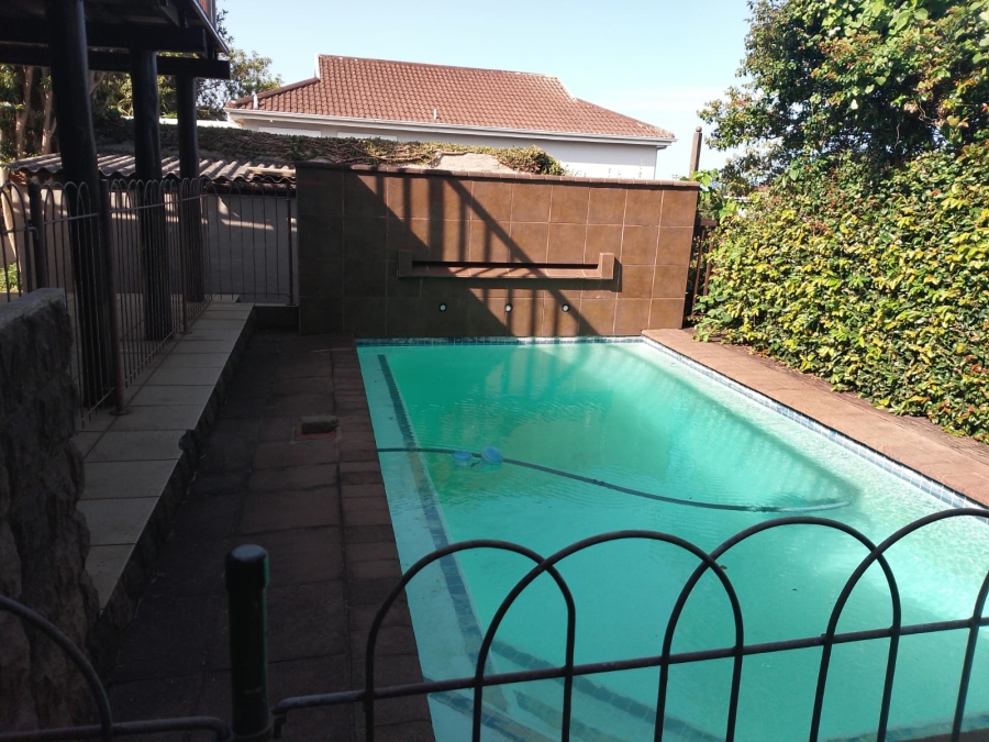 4 Bedroom Property for Sale in Glenwood KwaZulu-Natal