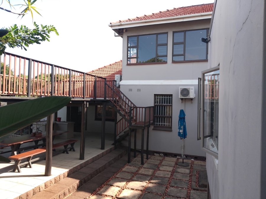 4 Bedroom Property for Sale in Glenwood KwaZulu-Natal
