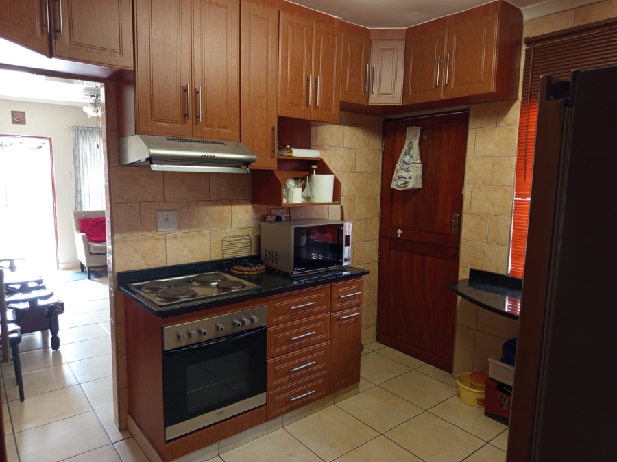 3 Bedroom Property for Sale in Trenance Park KwaZulu-Natal