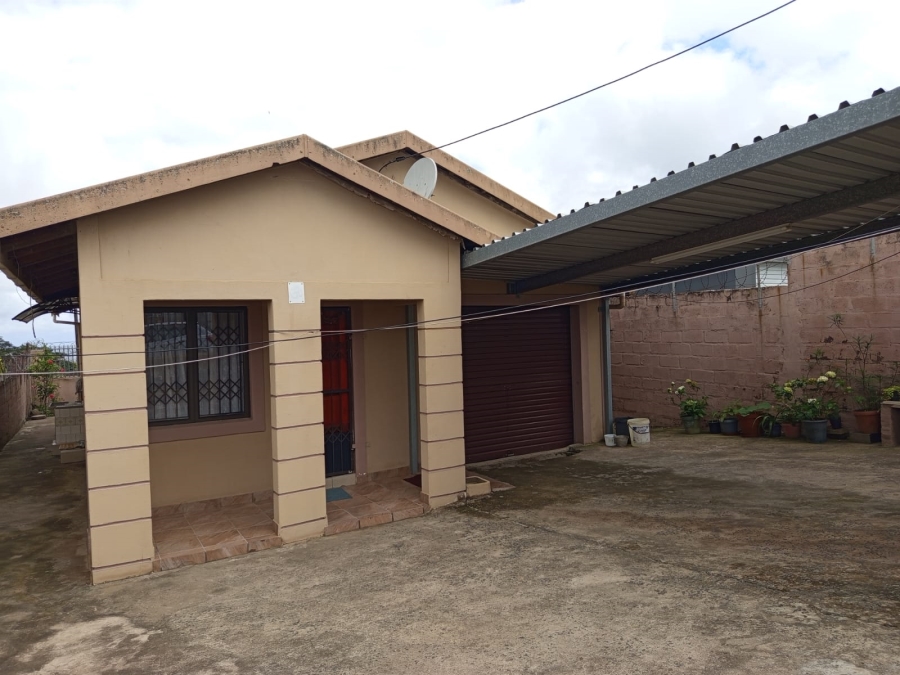 3 Bedroom Property for Sale in Trenance Park KwaZulu-Natal