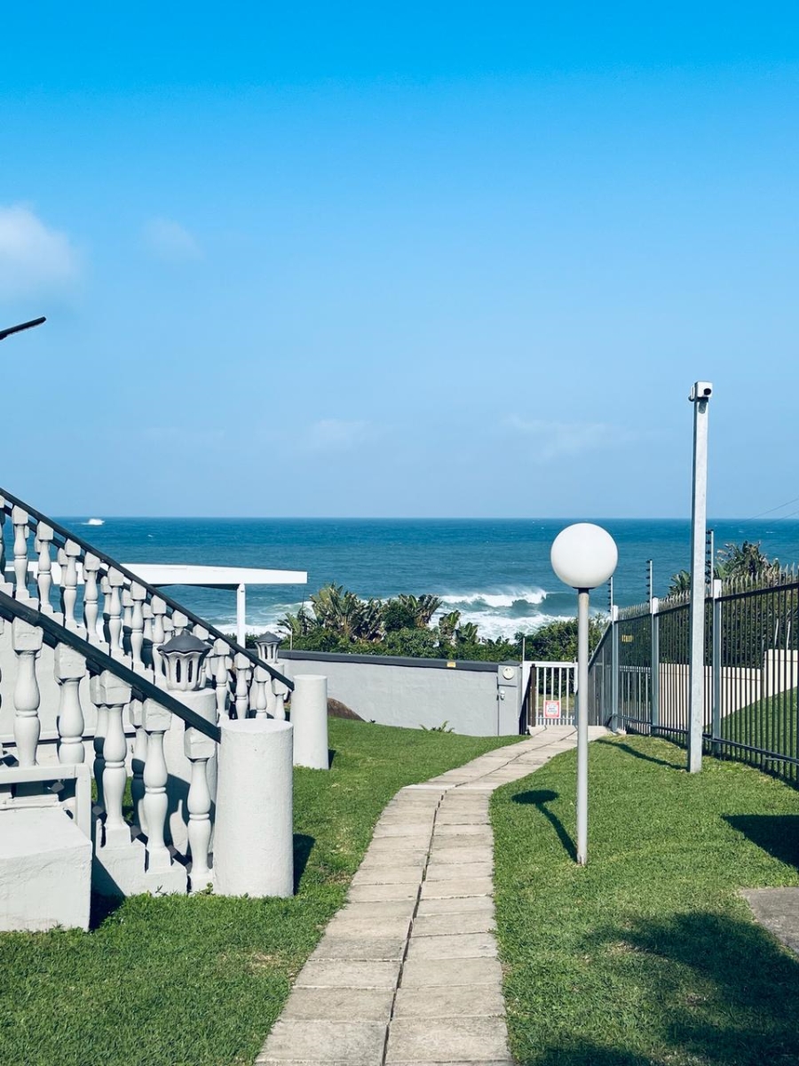 To Let 3 Bedroom Property for Rent in Uvongo KwaZulu-Natal