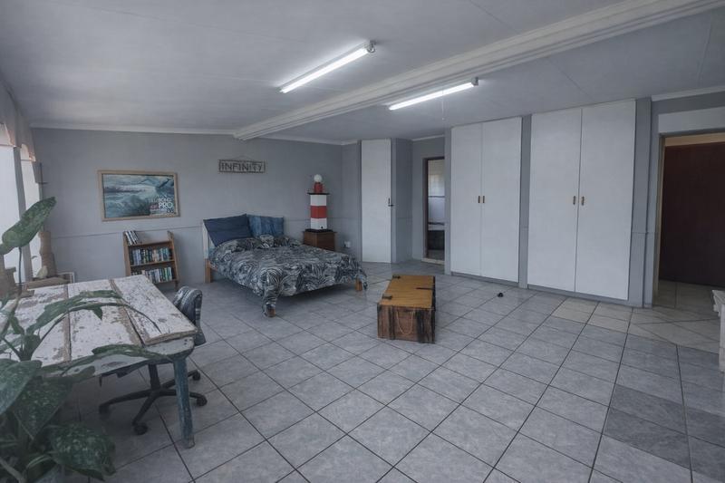 11 Bedroom Property for Sale in Margate KwaZulu-Natal