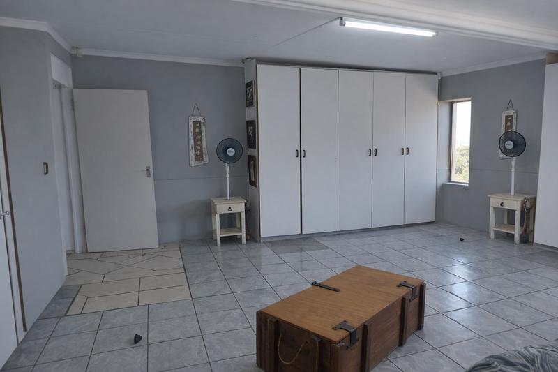 11 Bedroom Property for Sale in Margate KwaZulu-Natal