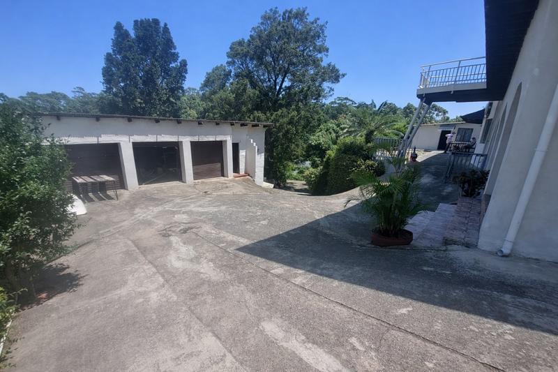 11 Bedroom Property for Sale in Margate KwaZulu-Natal