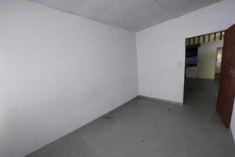 11 Bedroom Property for Sale in Margate KwaZulu-Natal