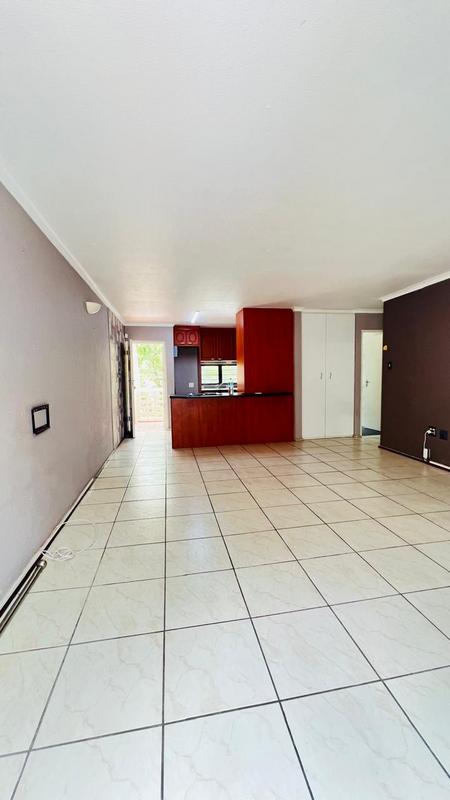 To Let 2 Bedroom Property for Rent in Manors KwaZulu-Natal