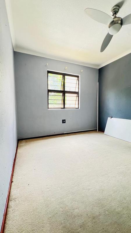 To Let 2 Bedroom Property for Rent in Manors KwaZulu-Natal