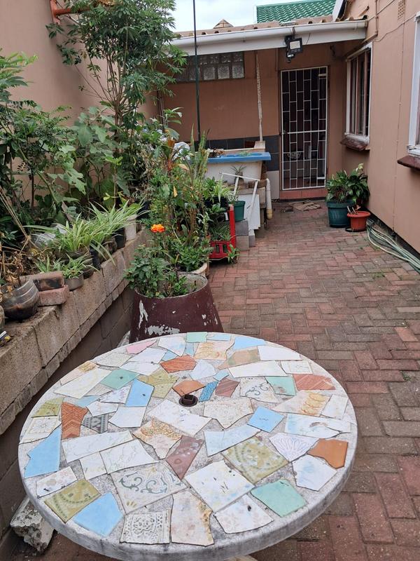 To Let 1 Bedroom Property for Rent in Caneside KwaZulu-Natal