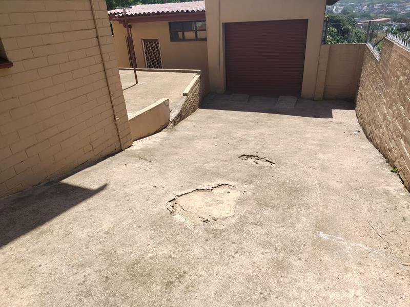 To Let 1 Bedroom Property for Rent in Clare Estate KwaZulu-Natal