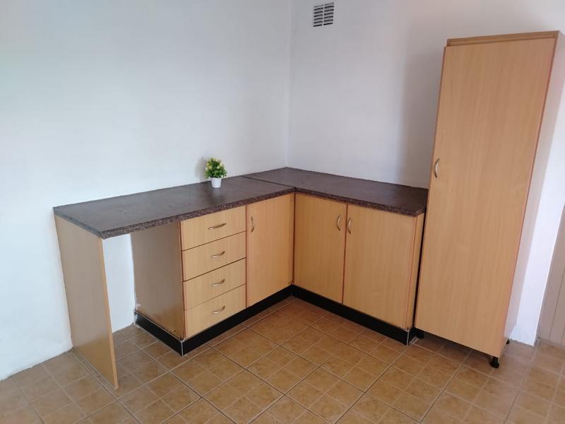 To Let 1 Bedroom Property for Rent in Clare Estate KwaZulu-Natal