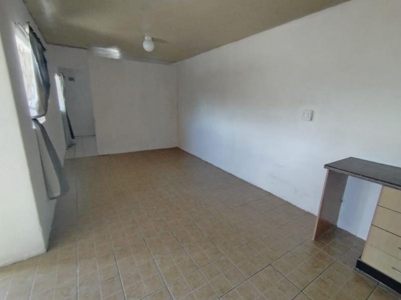 To Let 1 Bedroom Property for Rent in Clare Estate KwaZulu-Natal