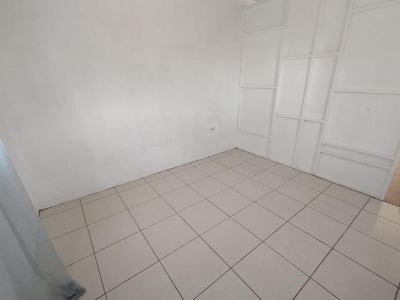 To Let 1 Bedroom Property for Rent in Clare Estate KwaZulu-Natal