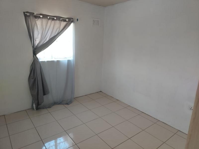 To Let 1 Bedroom Property for Rent in Clare Estate KwaZulu-Natal