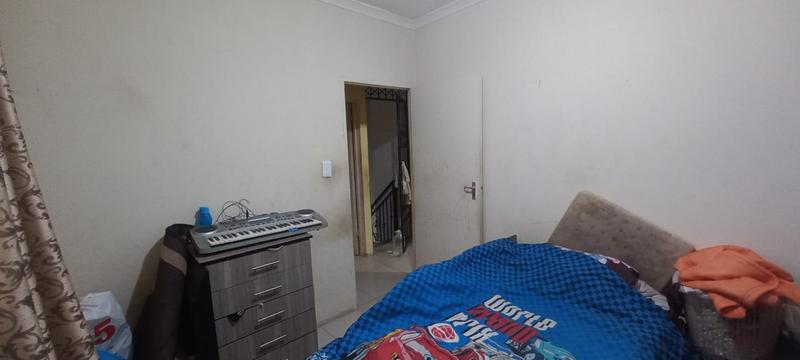 3 Bedroom Property for Sale in Northcroft KwaZulu-Natal