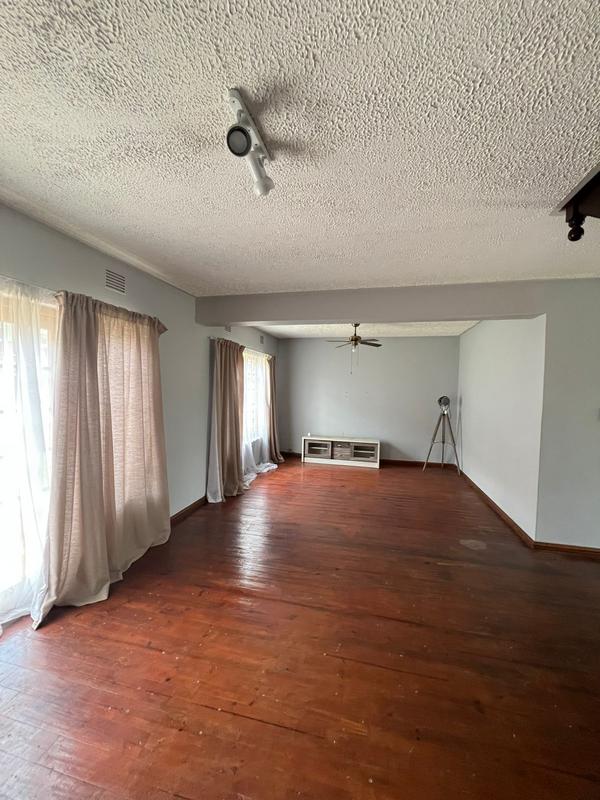 3 Bedroom Property for Sale in Manors KwaZulu-Natal