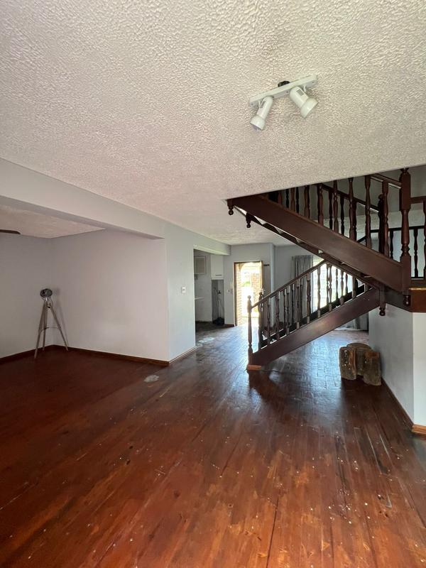 3 Bedroom Property for Sale in Manors KwaZulu-Natal