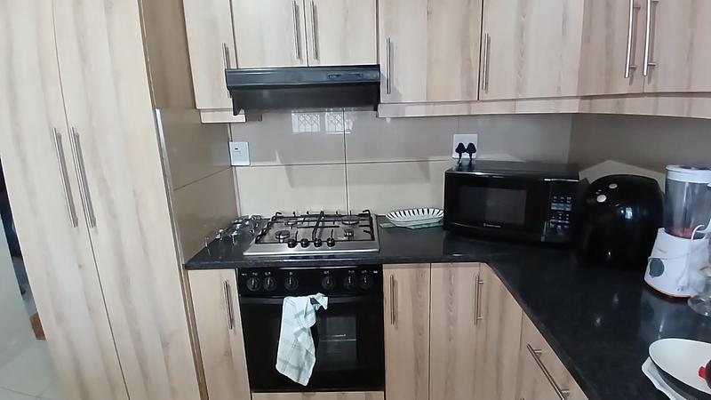 3 Bedroom Property for Sale in Burlington Heights KwaZulu-Natal