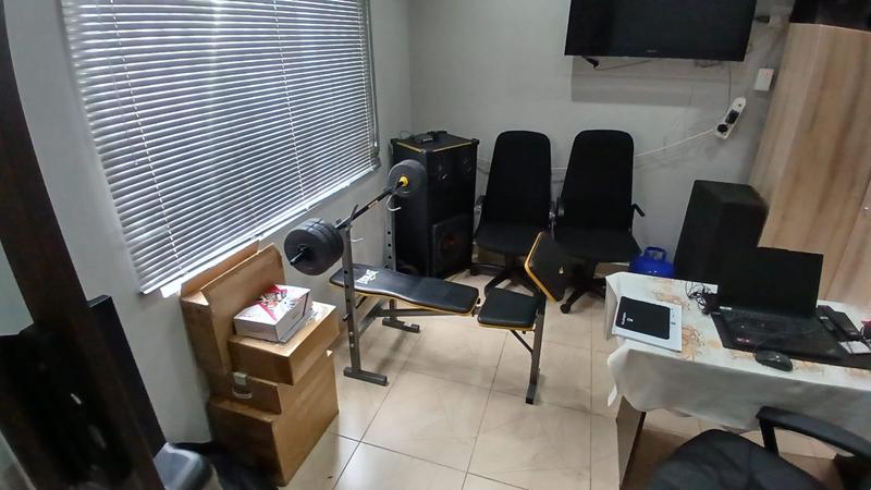 3 Bedroom Property for Sale in Burlington Heights KwaZulu-Natal