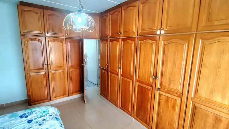 4 Bedroom Property for Sale in Queensburgh KwaZulu-Natal