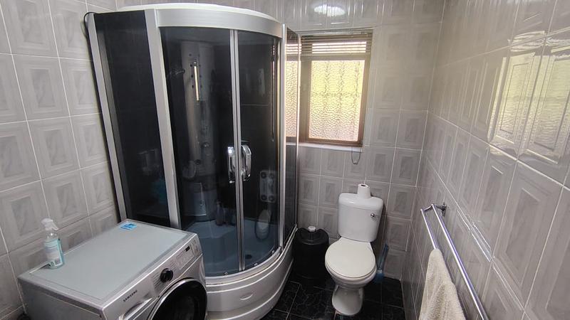 4 Bedroom Property for Sale in Queensburgh KwaZulu-Natal