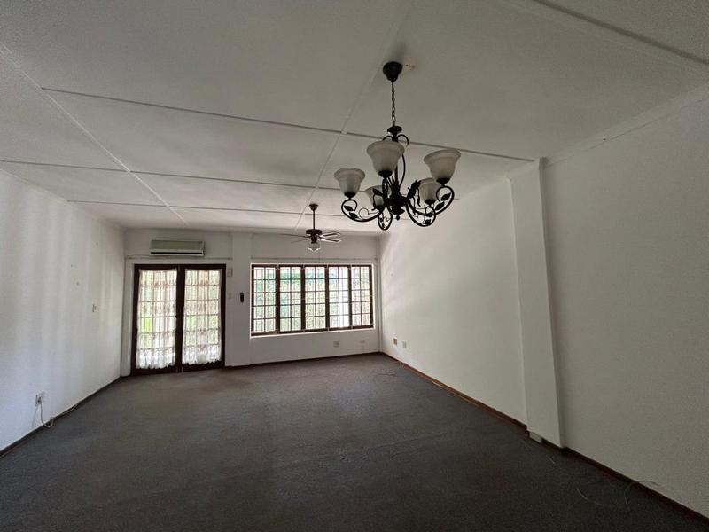To Let 2 Bedroom Property for Rent in Umtentweni KwaZulu-Natal