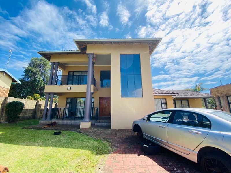 5 Bedroom Property for Sale in Margate KwaZulu-Natal