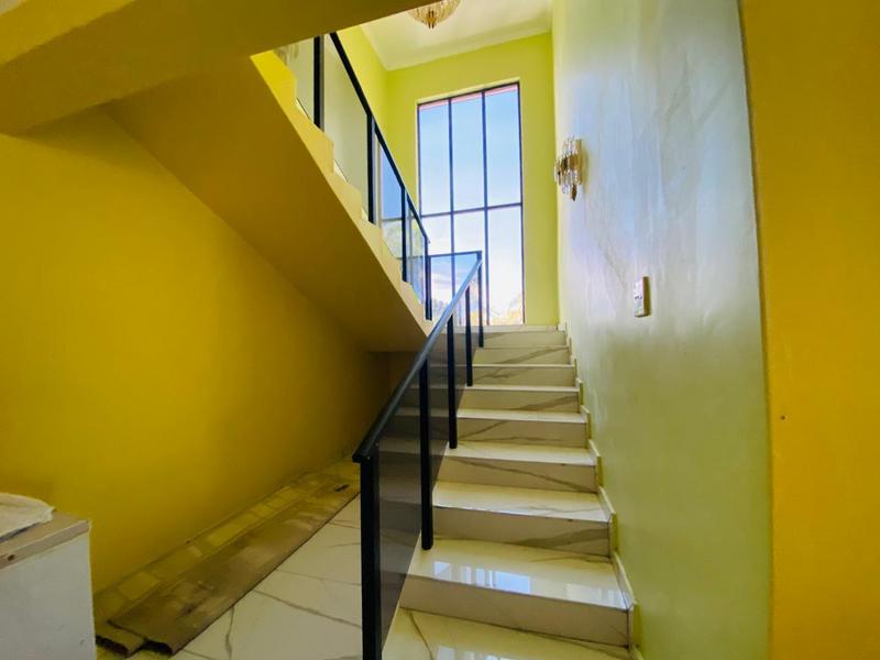 5 Bedroom Property for Sale in Margate KwaZulu-Natal