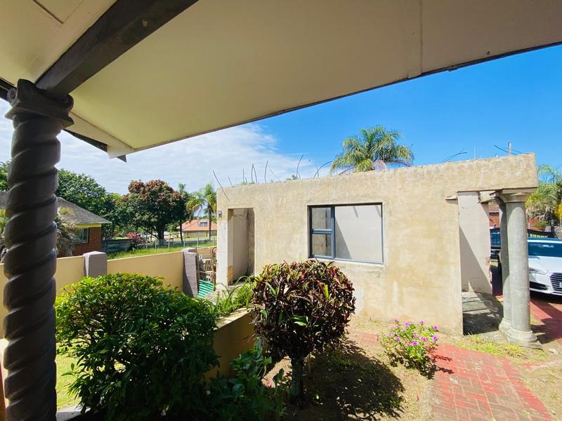 5 Bedroom Property for Sale in Margate KwaZulu-Natal